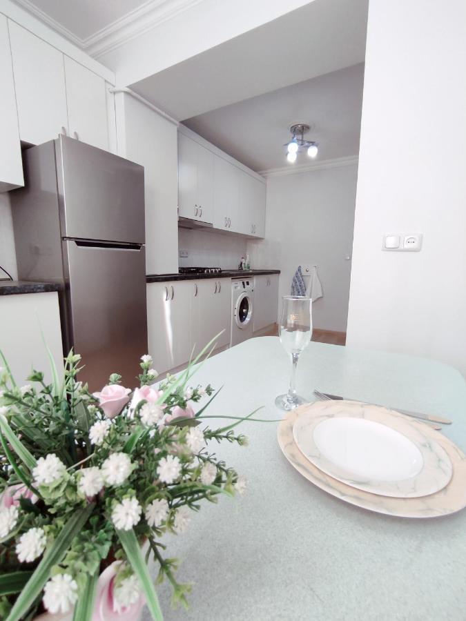 Renovated 1 Bedroom With King Size Bed In Kentron Jerevan Eksteriør bilde