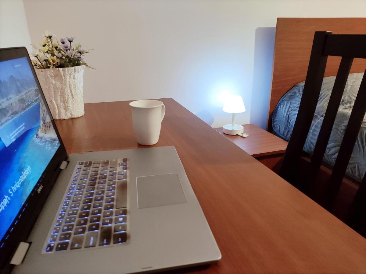 Renovated 1 Bedroom With King Size Bed In Kentron Jerevan Eksteriør bilde